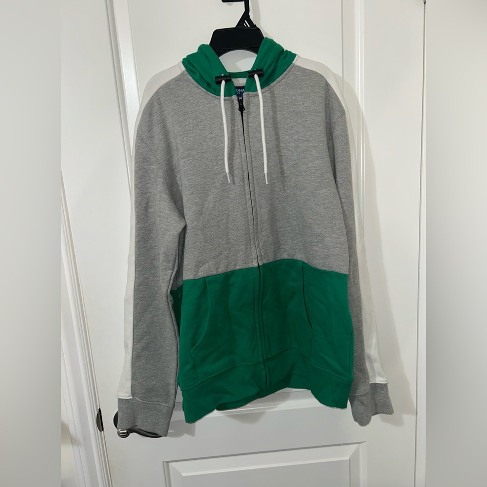 Brand new men’s size medium hoodie
